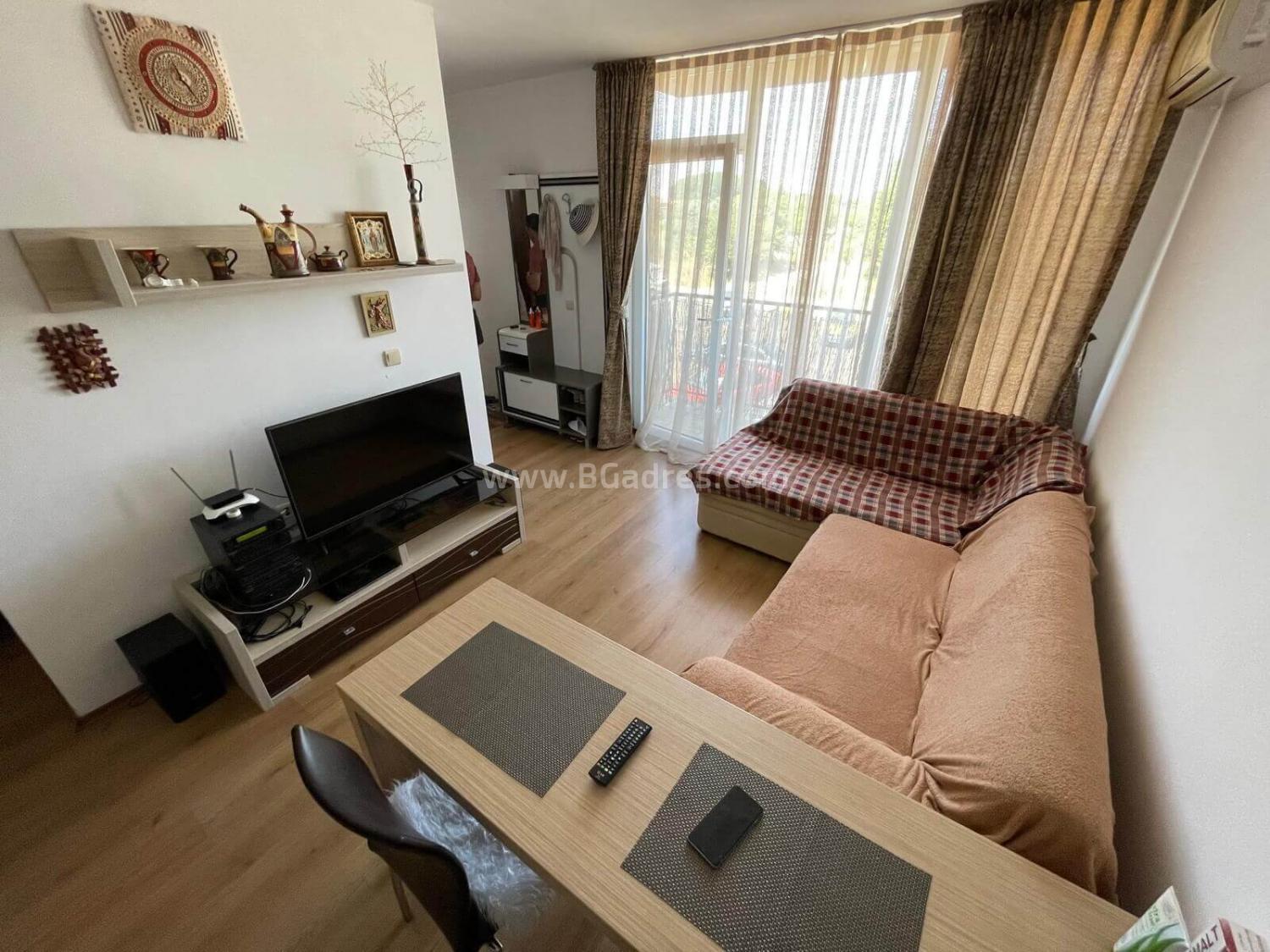 Große Zwei-Zimmer-Wohnung in Sunny View South I №2519