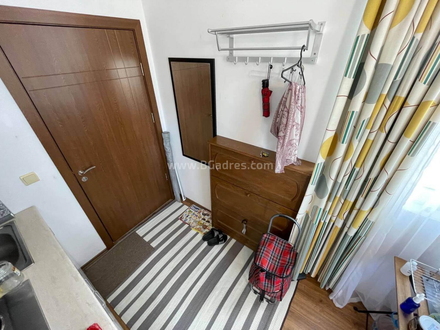 Евтин двустаен апартамент с ниска такса поддръжка I №2647