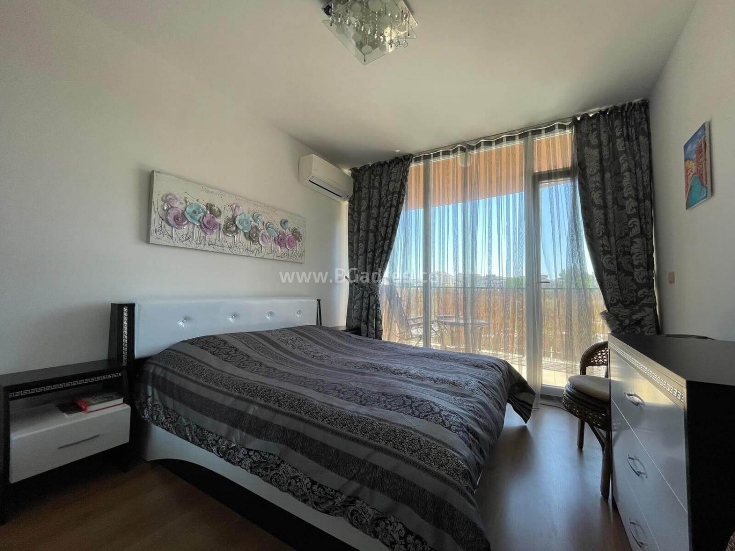 Große Zwei-Zimmer-Wohnung in Sunny View South I №2519