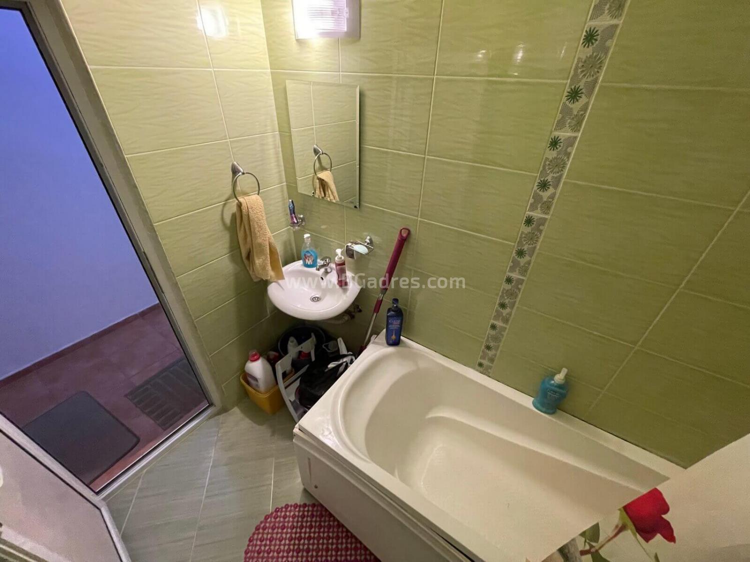 Студия без таксы в центре Солнечного Берега І №2710