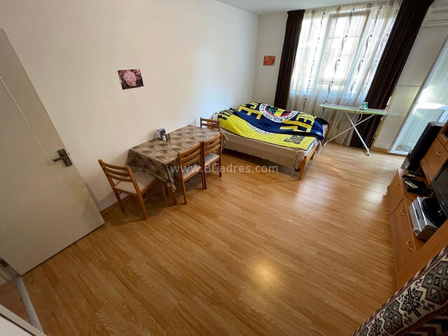 Студия без таксы в центре Солнечного Берега І №2710