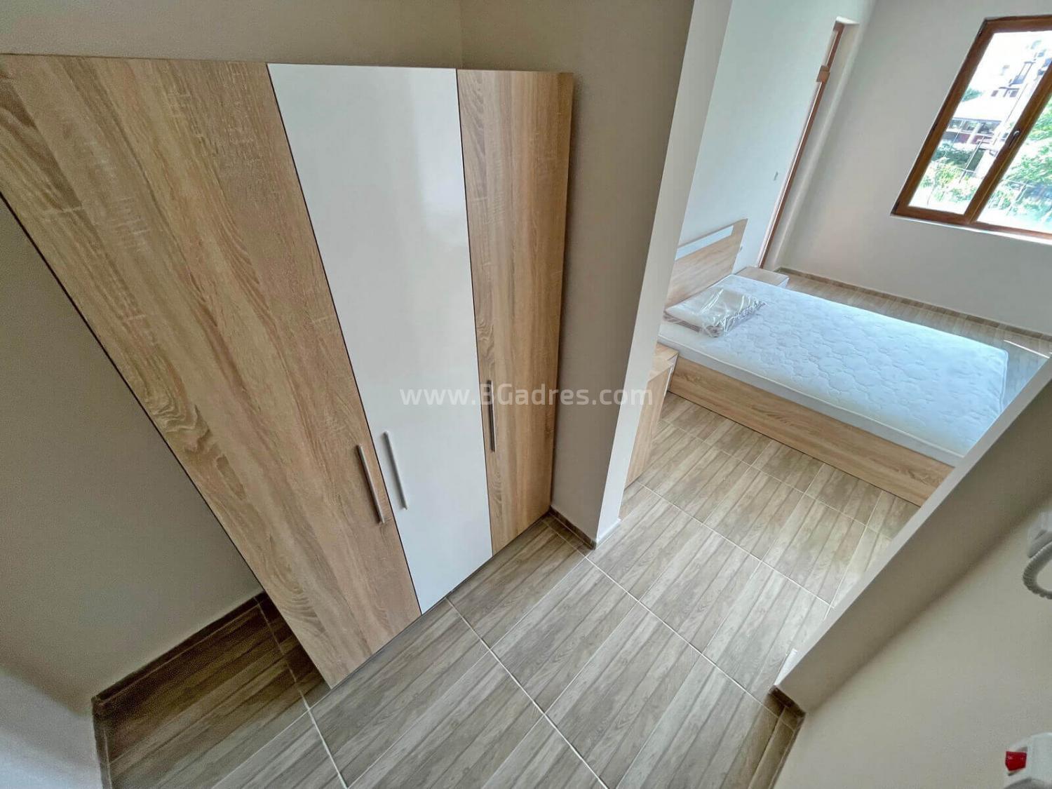 Голямо студио в Свети Влас І №2982