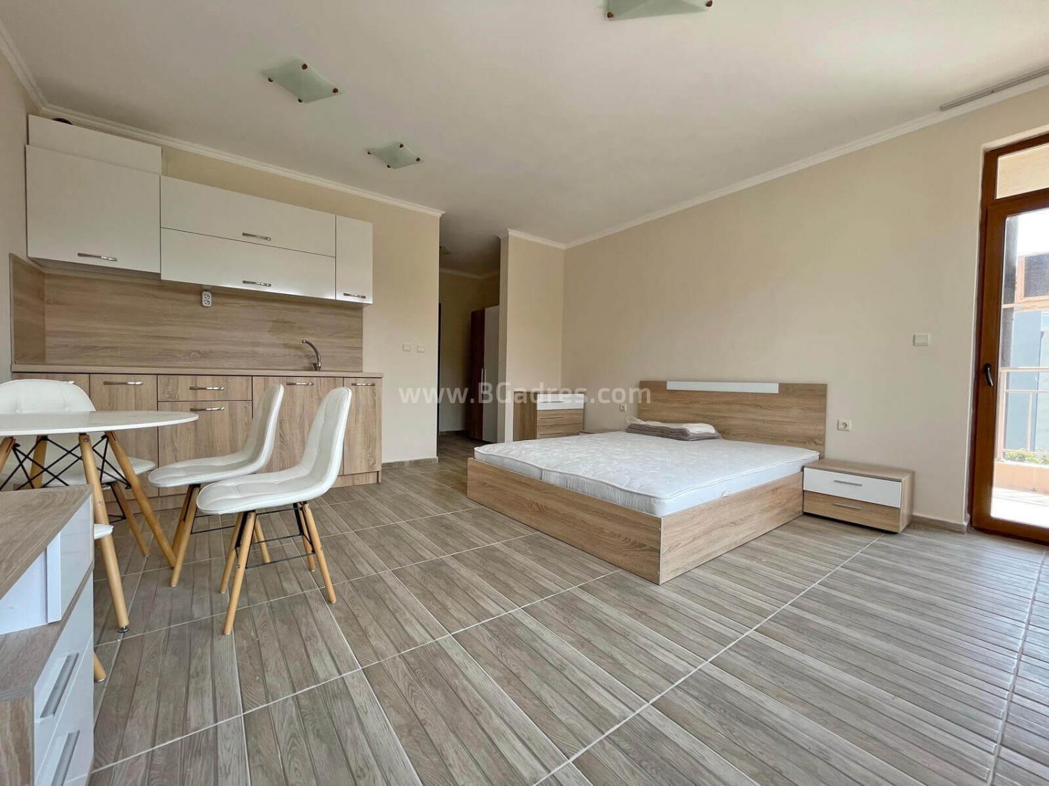 Голямо студио в Свети Влас І №2982