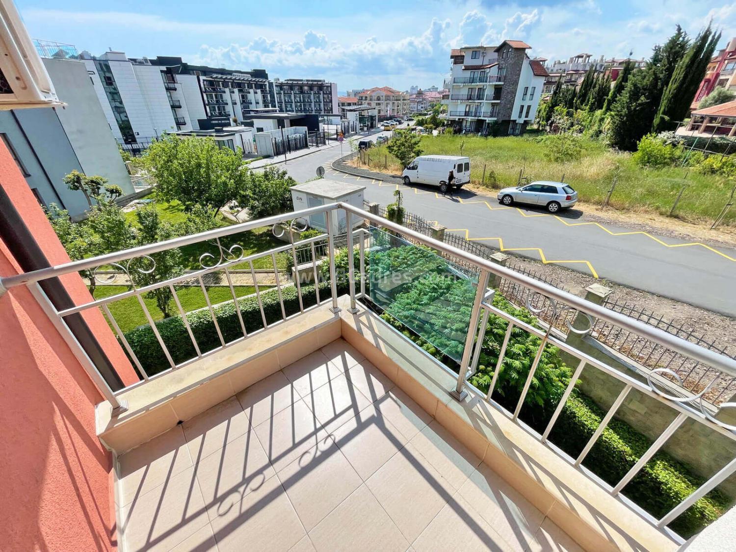 Голямо студио в Свети Влас І №2982