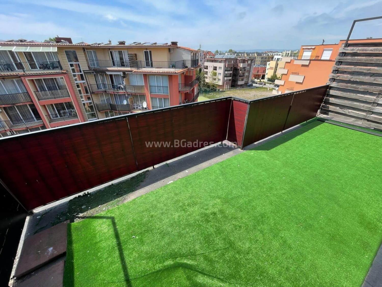 Квартира с большим балконом у моря І №2950