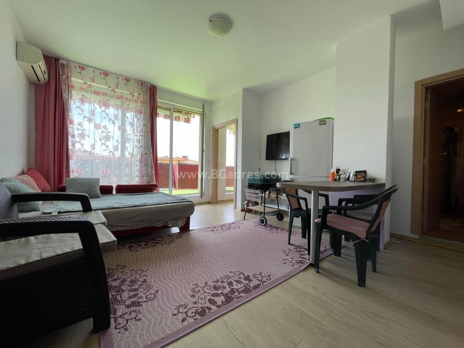 Квартира с большим балконом у моря І №2950