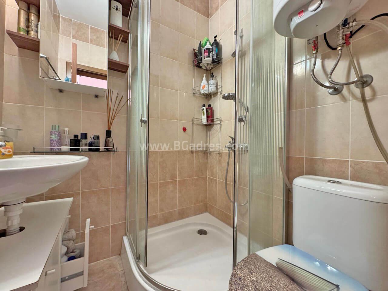 Недорогая трехкомнатная квартира у моря І №4434