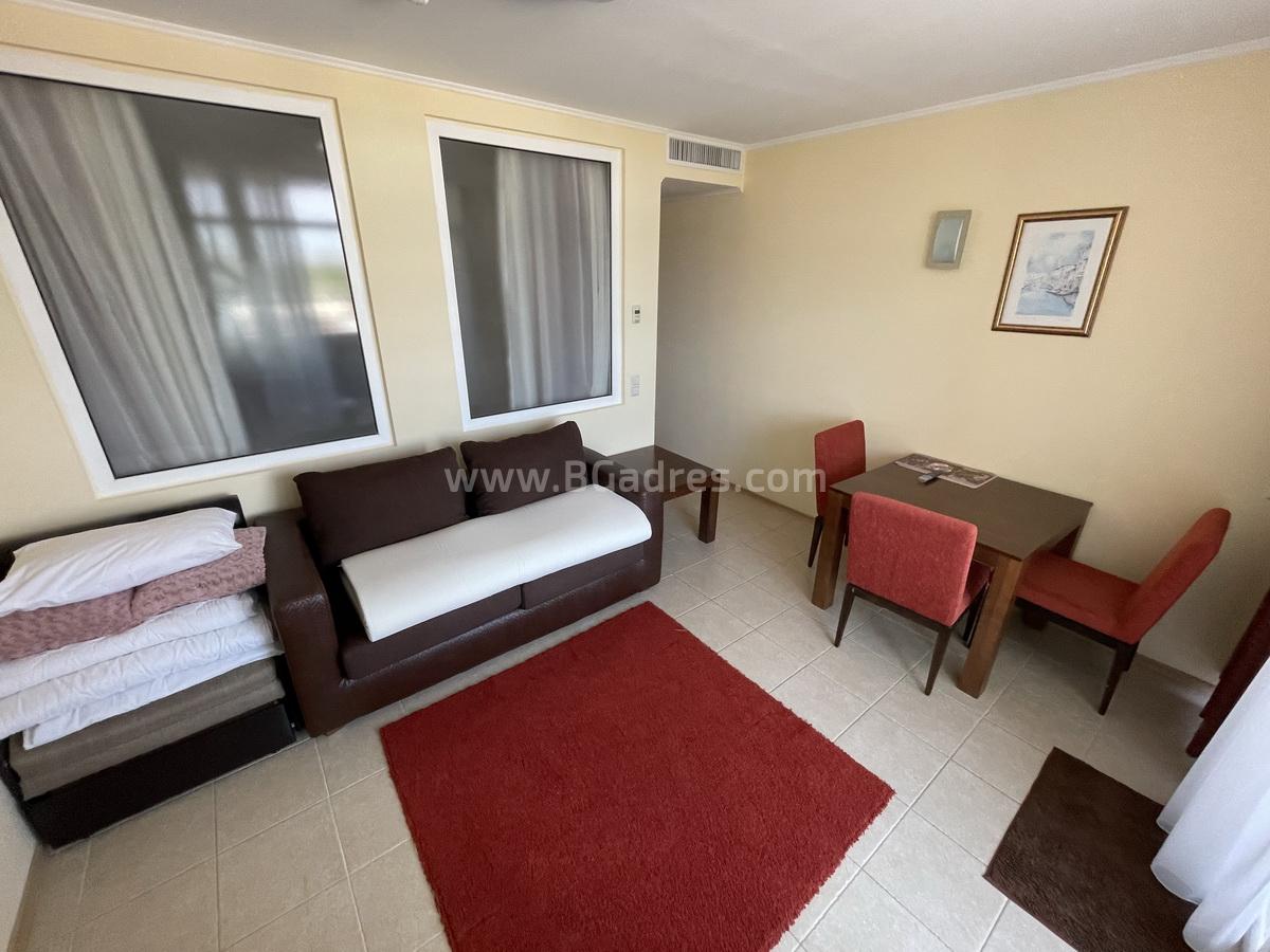 Bargain Apartment in Sunset Resort | No. 2124