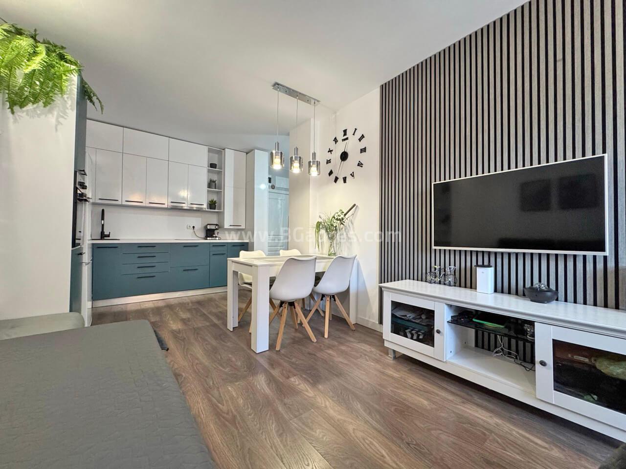 Furnished apartment in a new complex І №4911