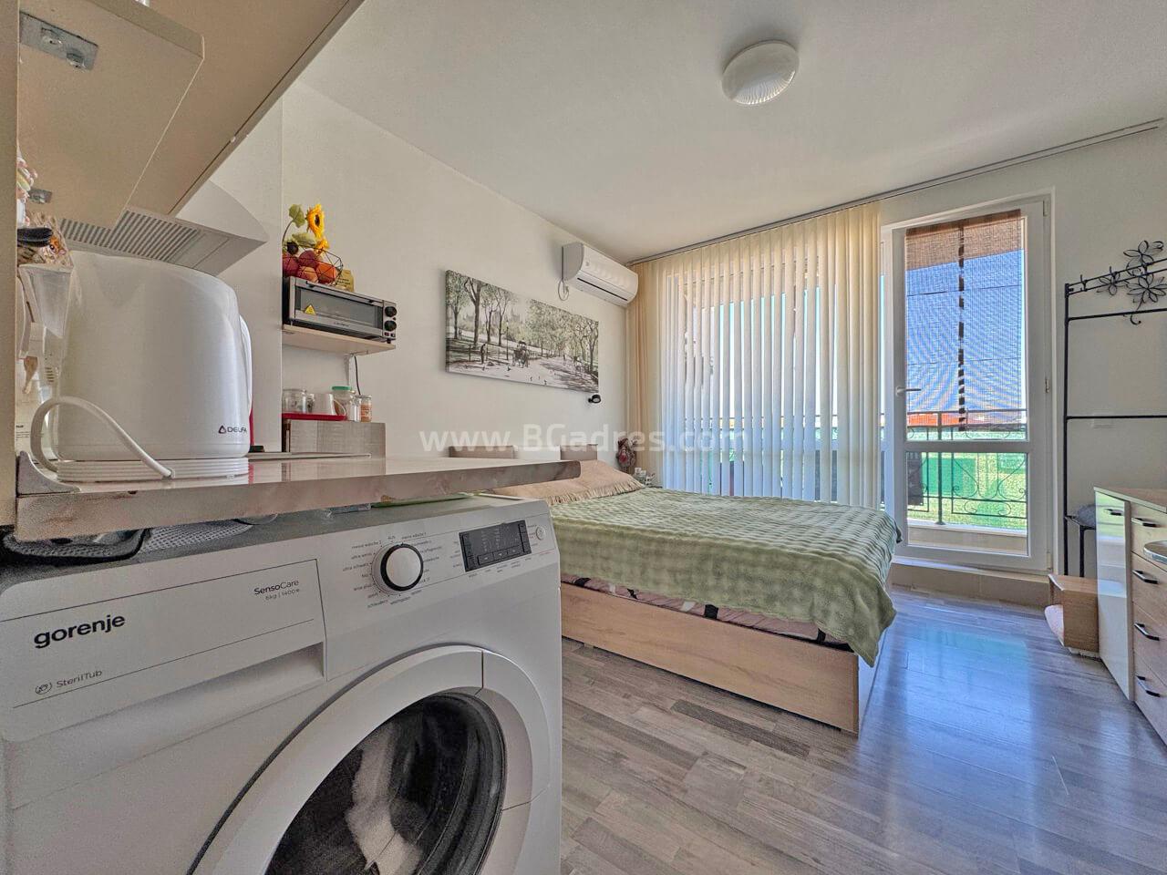 Студия без таксы в центре Солнечного Берега І №4575