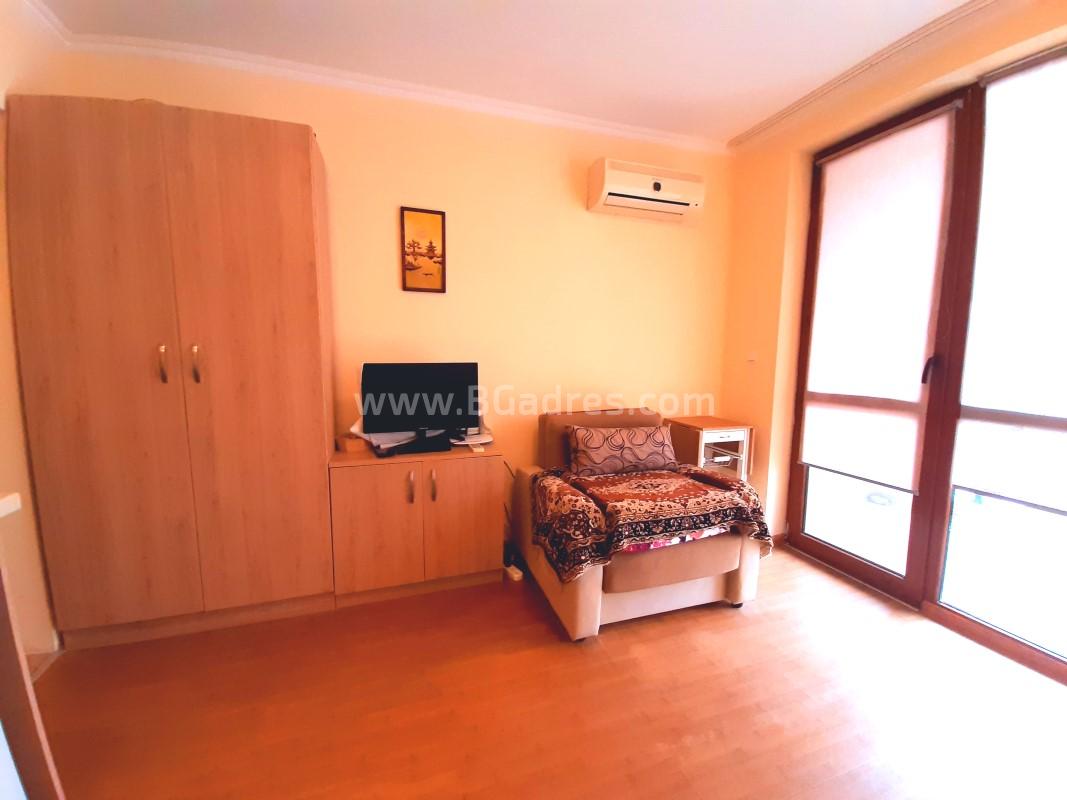 Недорогая студия у моря в Елените І №3036