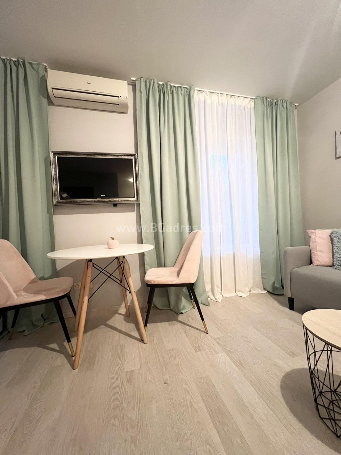 Голямо студио с нови мебели | №2345