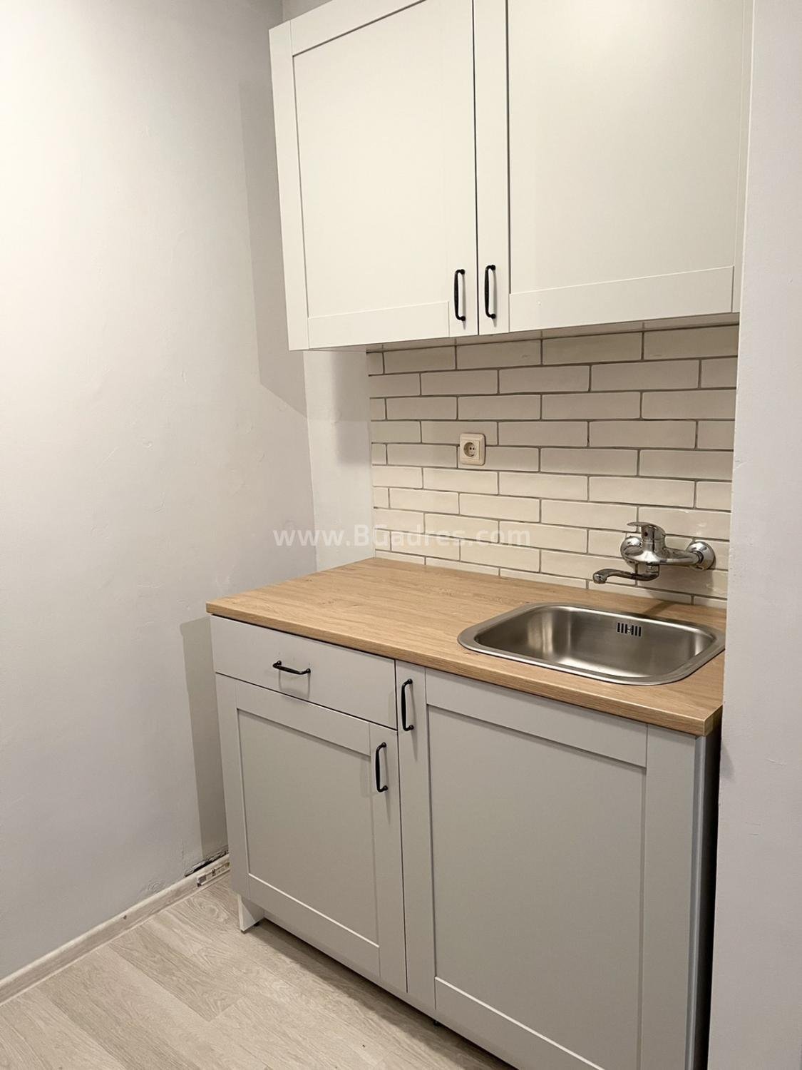 Голямо студио с нови мебели | №2345