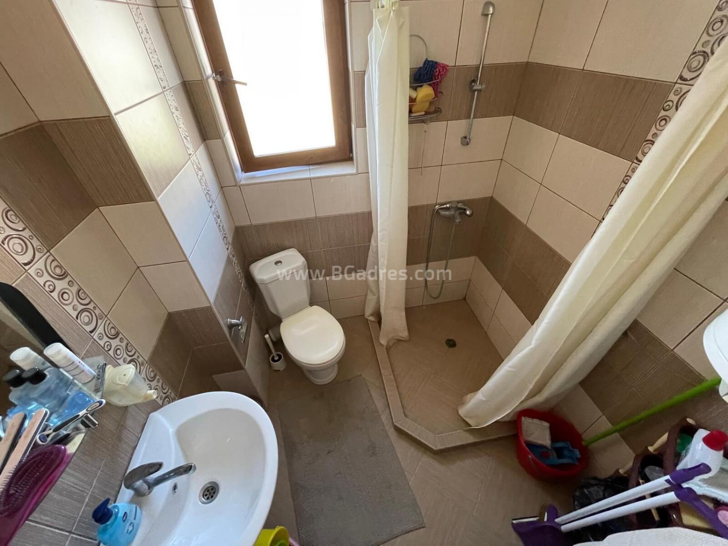 Просторен апартамент с 2 спални до морето | №2391