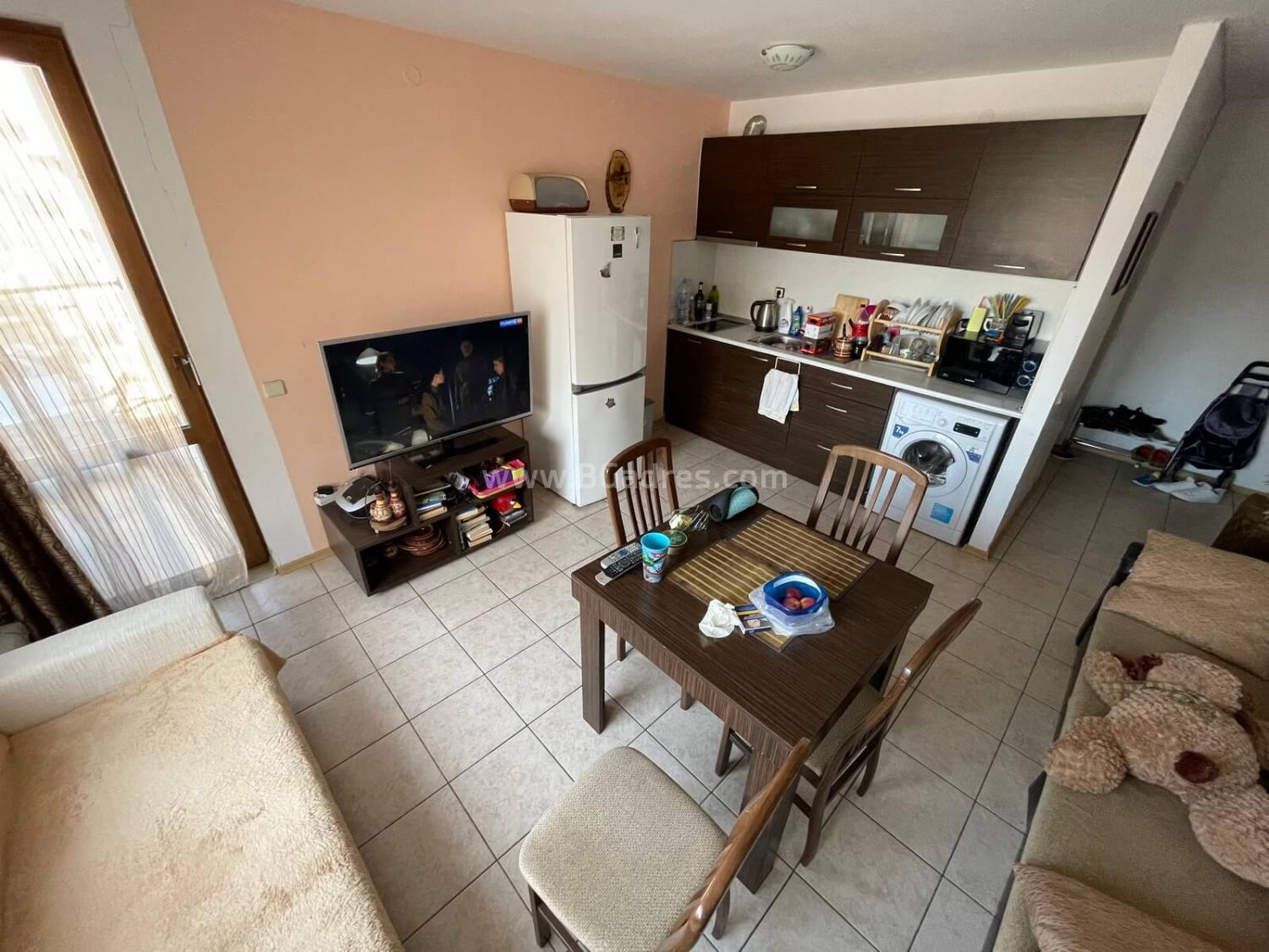 Просторен апартамент с 2 спални до морето | №2391