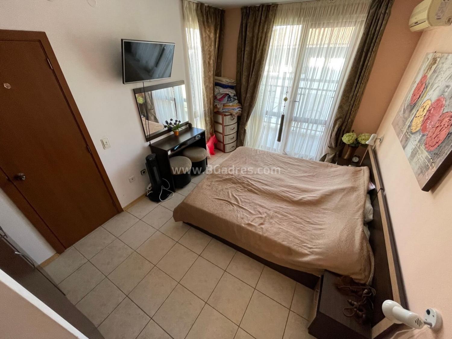 Просторен апартамент с 2 спални до морето | №2391