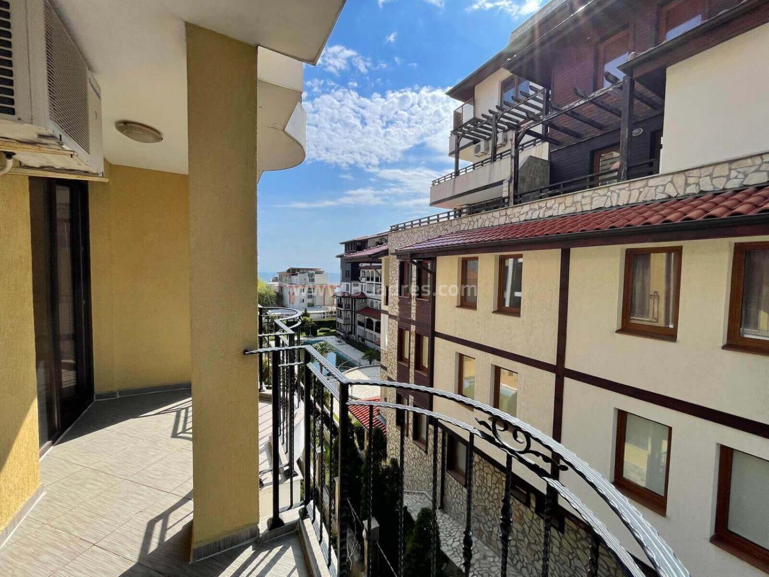Geräumiges Apartment mit Meerblick in Sveti Vlas І №2946
