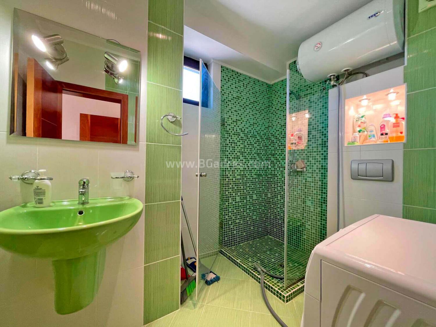 Geräumiges Apartment mit Meerblick in Sveti Vlas І №2946