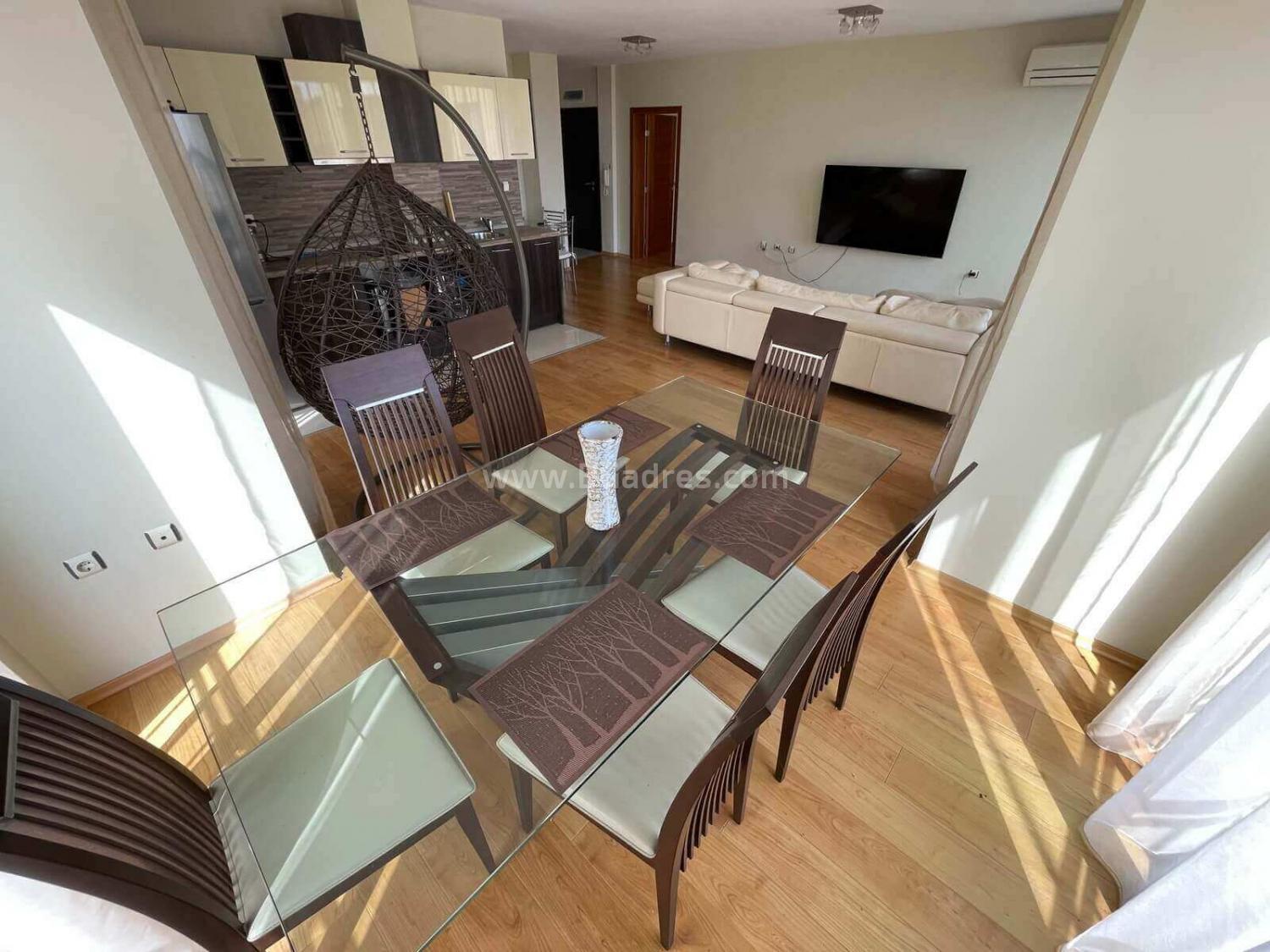 Geräumiges Apartment mit Meerblick in Sveti Vlas І №2946