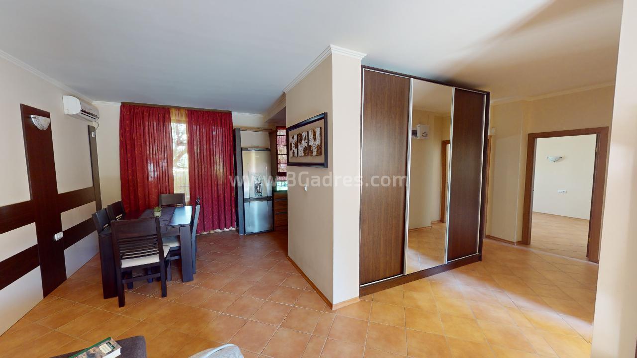 Къща в комплекс в Елените І №3144