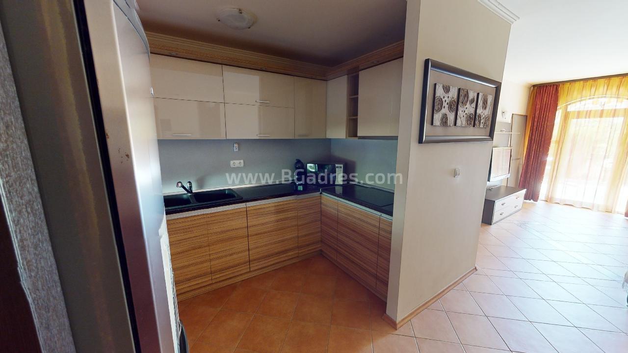 Къща в комплекс в Елените І №3144