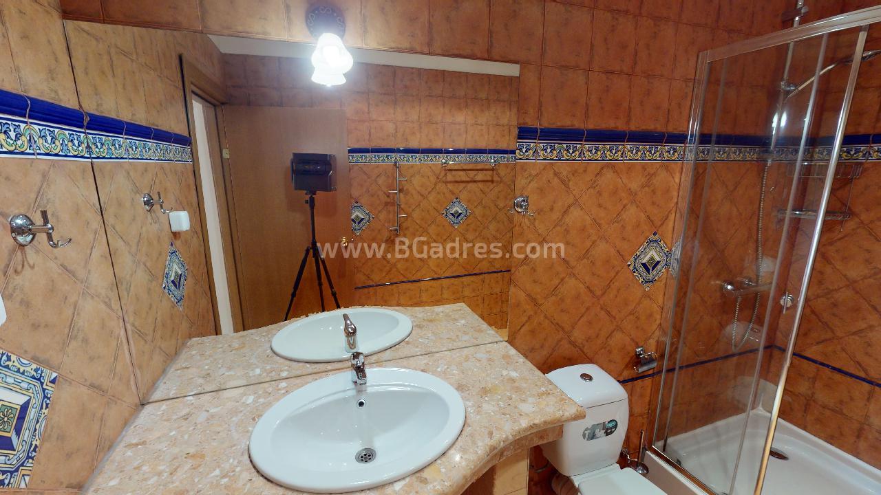 Къща в комплекс в Елените І №3144