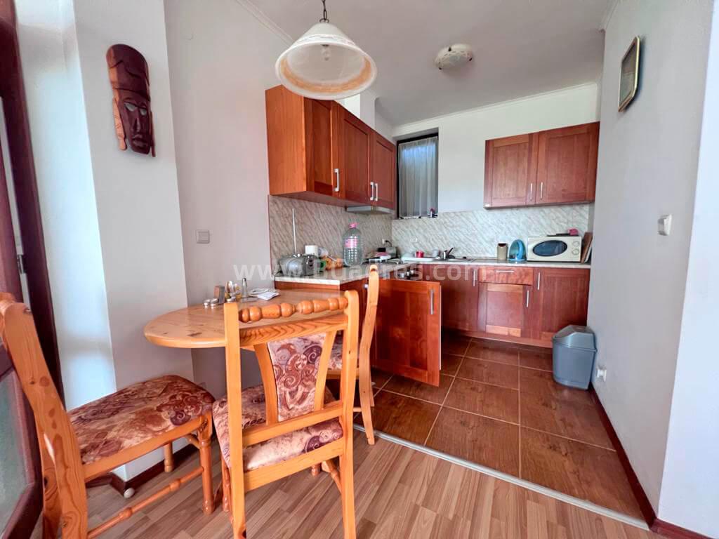 Apartment with a pation in Kosharitsa І №3005
