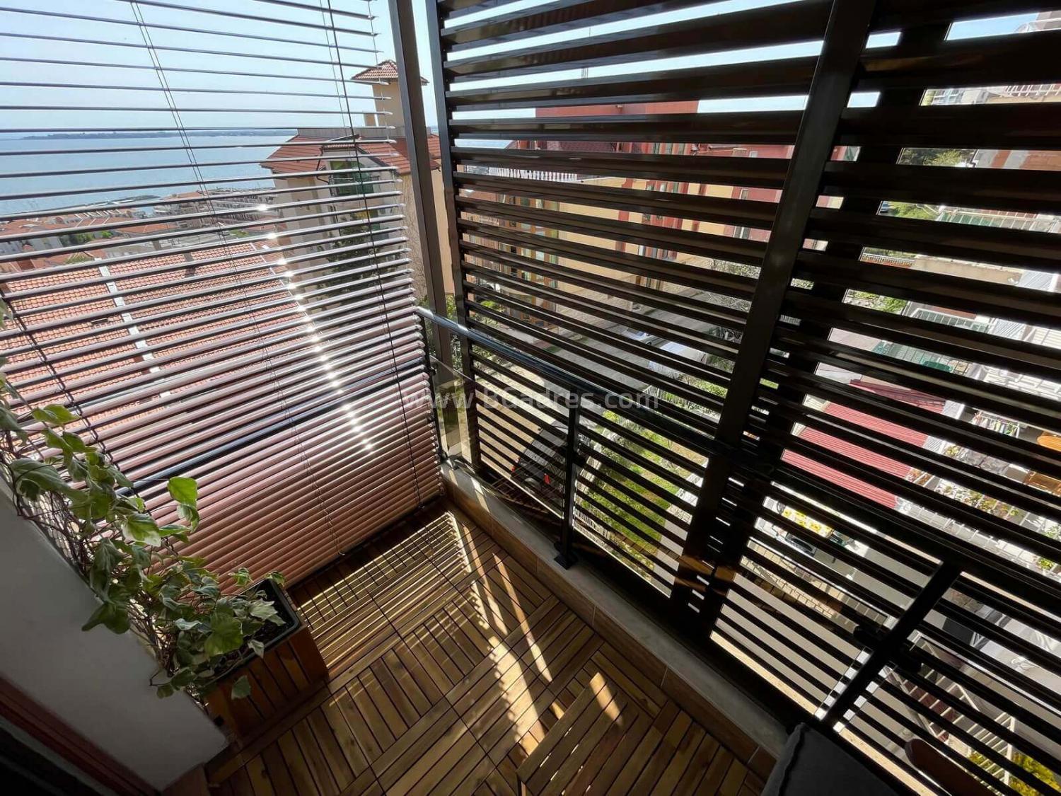 Große Wohnung mit Meerblick І №2975