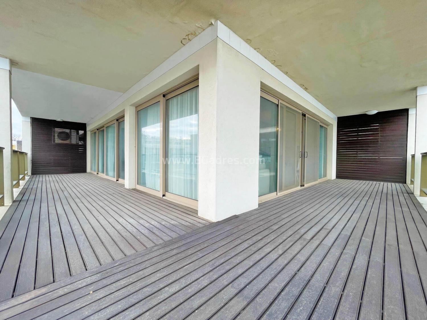 Geräumiges Apartment mit direktem Meerblick І №2867