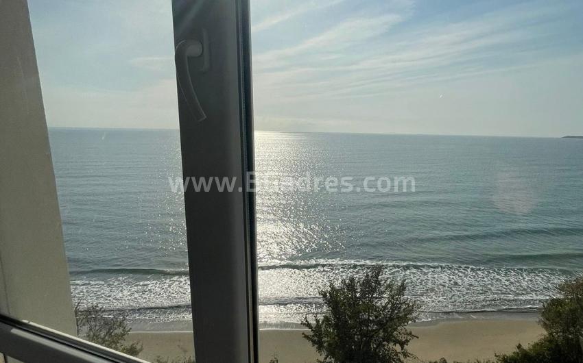 Sea view apartment on the front sea line І №2701