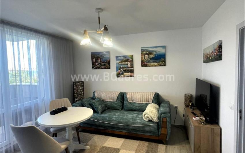 Apartment with low maintenance fee in St. Vlas І №3039