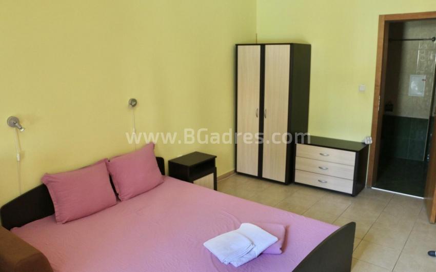 Two bedroom apartment with low maintenance fee І №2769
