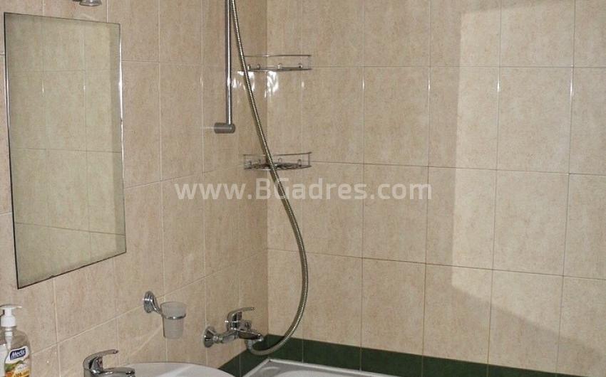 Two bedroom apartment with low maintenance fee І №2769