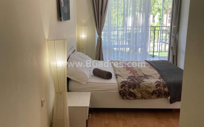 Apartment mit einem Schlafzimmer in Saint Vlas zu einem günstigen Preis