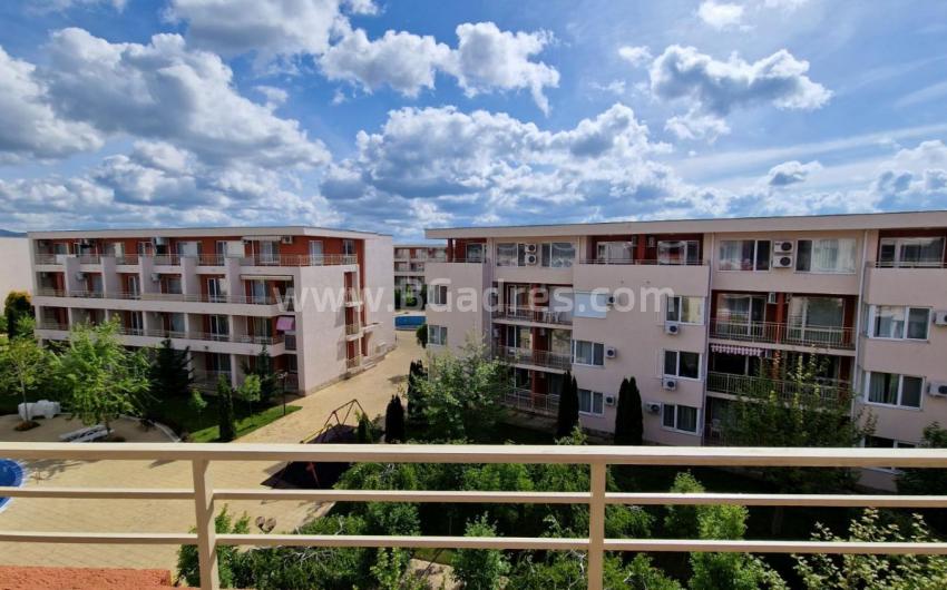 One-bedroom apartment for permanent residence in Sveti Vlas