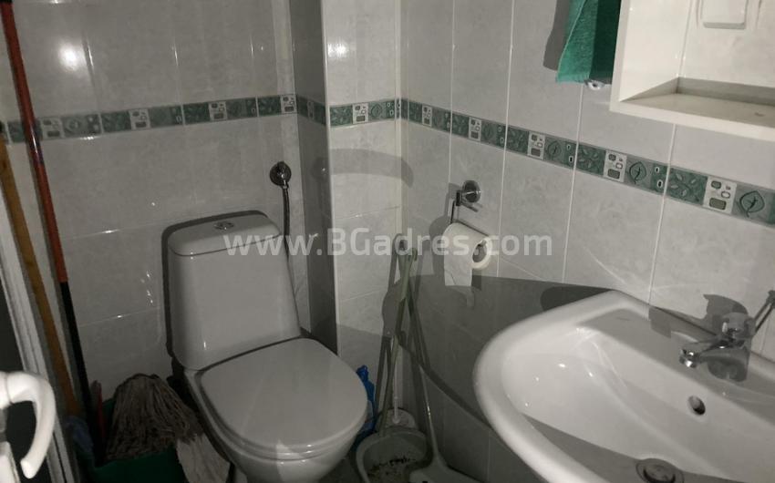 Large one-bedroom apartment with private garden at a low price