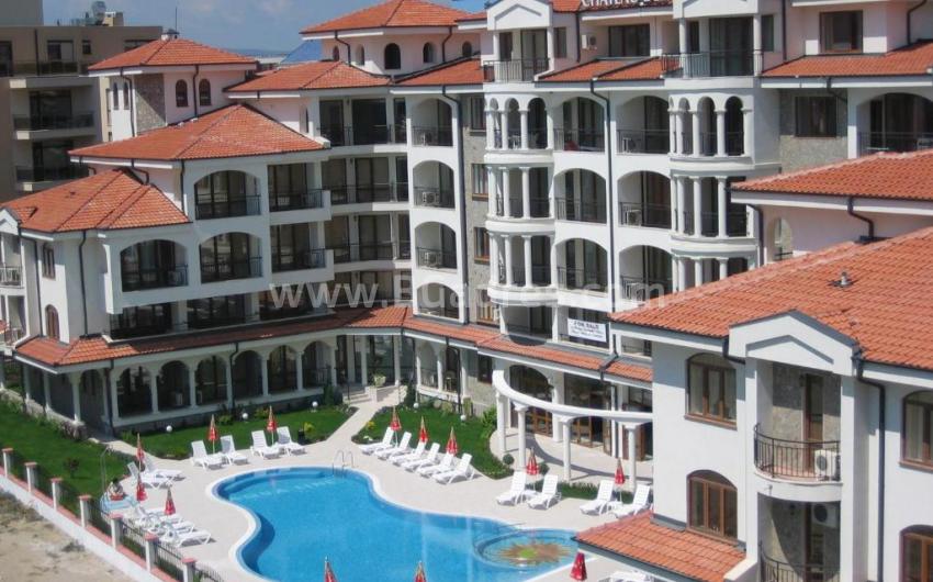 Апартамент в комплекс Шато дел Мар І №4338