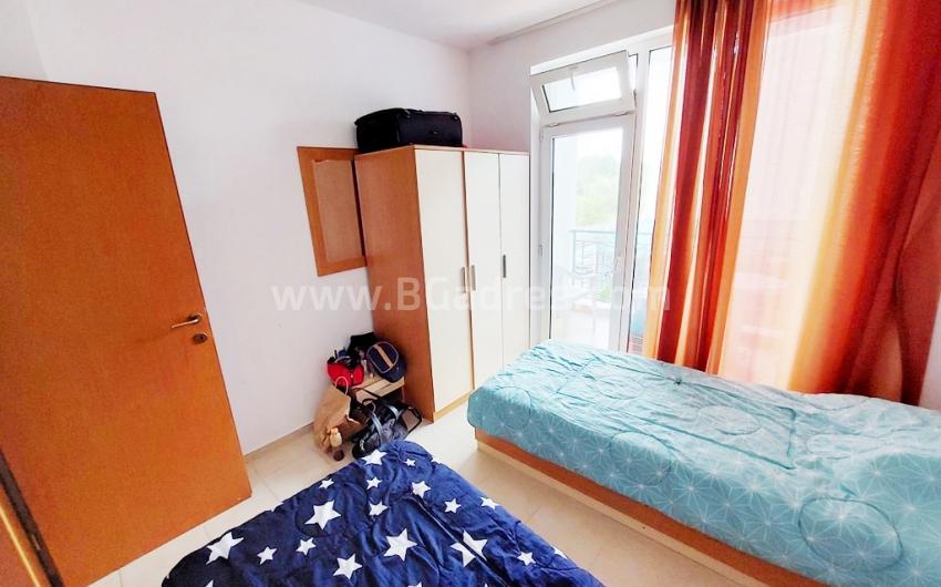 Cheap two bedroom apartment on the seaside І №3554