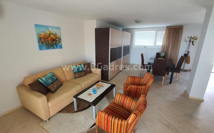 Sea view apartment in Sveti Vlas І №3871