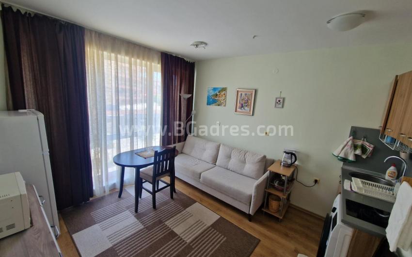 Cheap apartment on the seaside І №3899