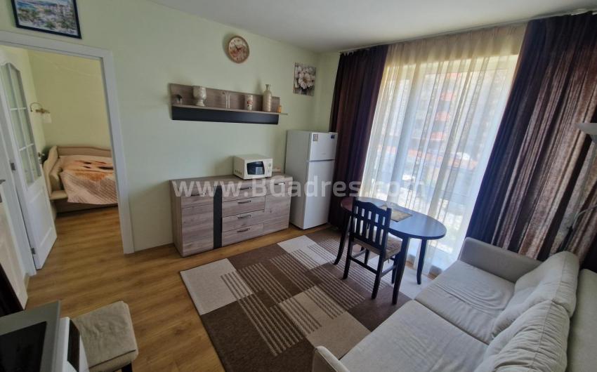 Cheap apartment on the seaside І №3899