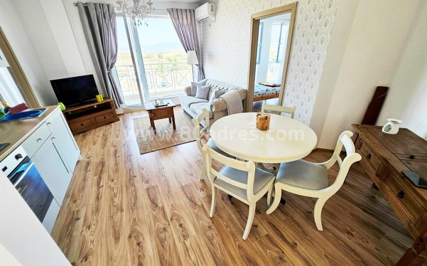 Квартира в комплексе Санни Дэй 6 І №4552