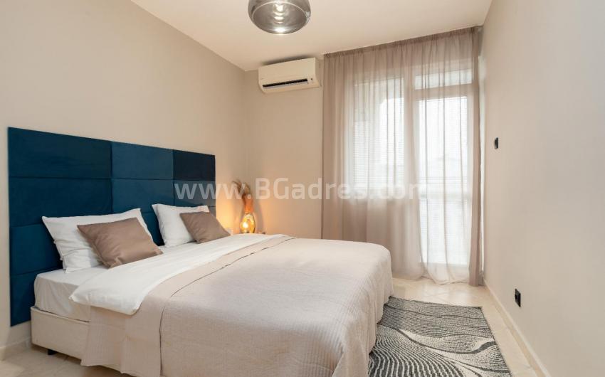 Newly furnished apartment at the seaside І №4537