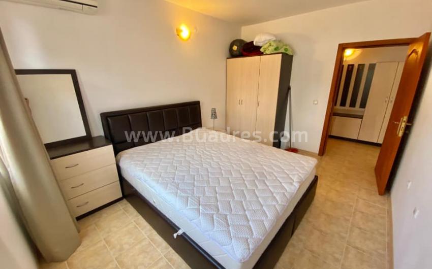 Inexpensive two-bedroom apartment in Sveti Vlas | No. 2107