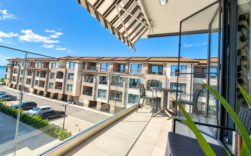 Sea front apartment in Sarafovo І №4875