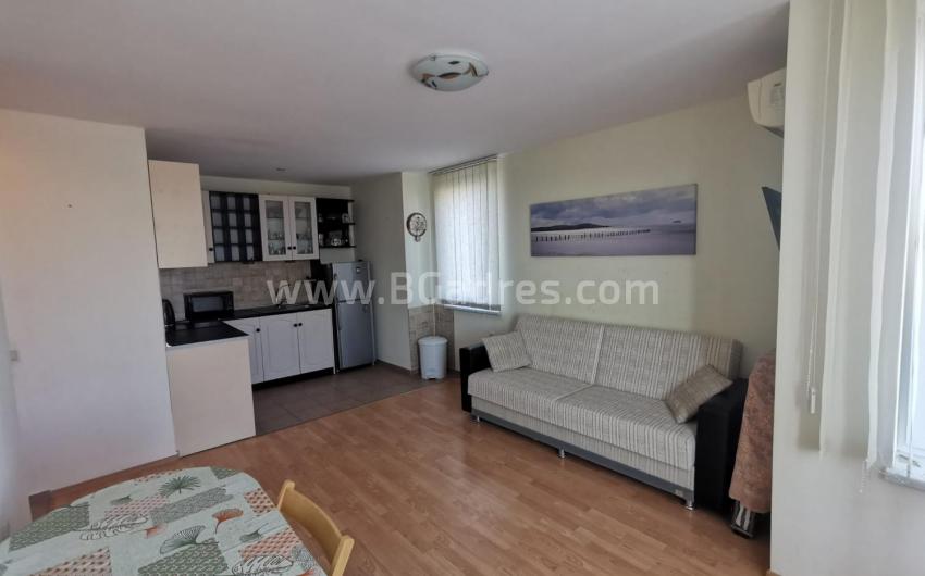 Buy inexpensive one-bedroom apartment in Sveti Vlas