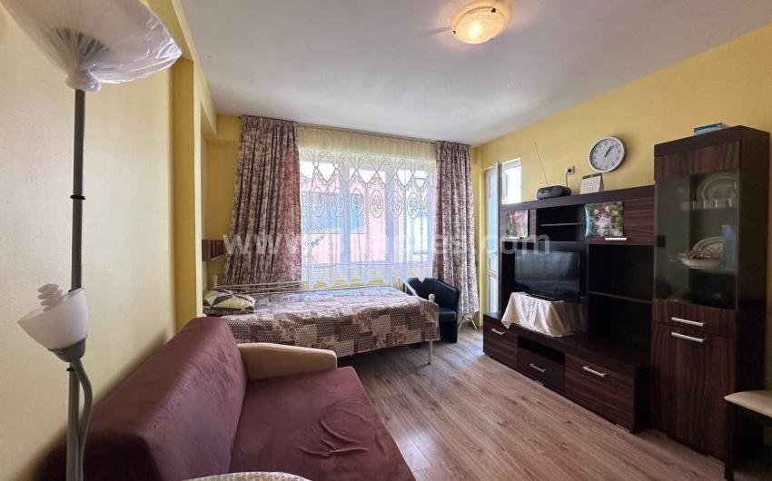 Квартира в жилом здании в Несебре І №4442