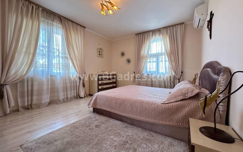 Большая квартира в комплексе Эстебан І №4462