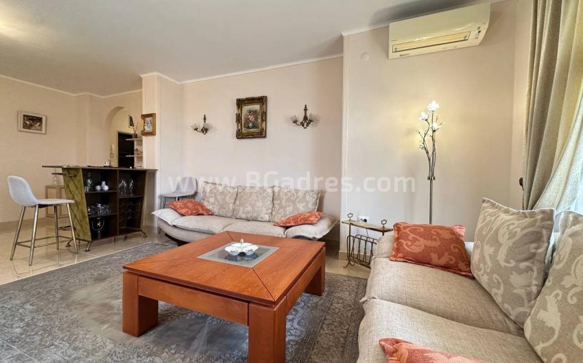 Большая квартира в комплексе Эстебан І №4462