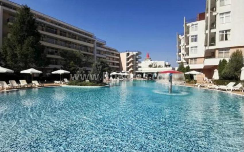 Большая квартира в комплексе Гранд Камелия І №3353